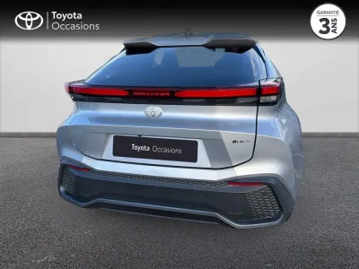 TOYOTA C-HR 1.8 Hybride 140ch Design NG23 occasion 2024 - Photo 4