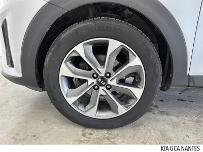 KIA Stonic 1.0 T-GDi 120ch ISG Design Euro6d-T occasion 2019 - Photo 4
