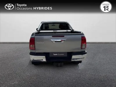 TOYOTA Hilux 2.4 D-4D 150ch X-Tra Cabine Légende 4WD RC19 occasion 2019 - Photo 4
