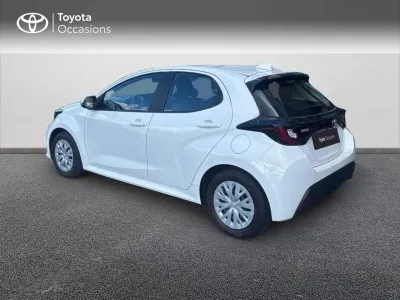 TOYOTA Yaris 116h Dynamic 5p MY22 occasion 2023 - Photo 2