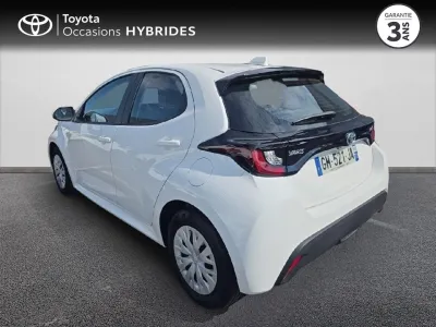 TOYOTA Yaris 116h Dynamic 5p MY22 occasion 2023 - Photo 2