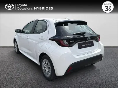 TOYOTA Yaris 116h Dynamic 5p MY22 occasion 2023 - Photo 2
