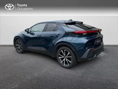 TOYOTA C-HR 1.8 Hybride 140ch Design Pack Conf NG23 occasion 2024 - Photo 2