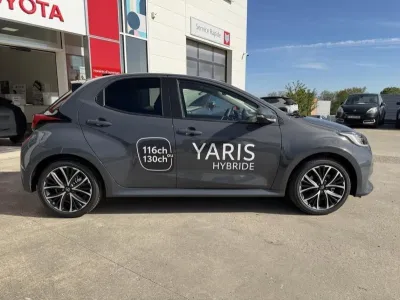 TOYOTA Yaris 116h Design 5p MY26 occasion 2026 - Photo 3