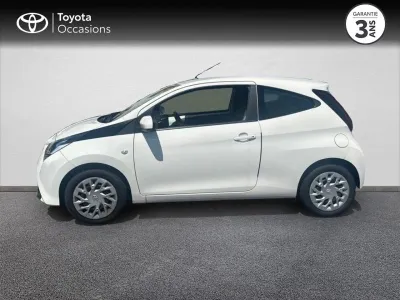 TOYOTA Aygo 1.0 VVT-i 72ch x-play 3p occasion 2019 - Photo 3