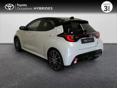 TOYOTA Yaris 116h GR Sport 5p MY22 occasion 2023 - Photo 2
