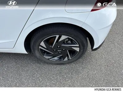HYUNDAI i20 1.0 T-GDi 100ch Hybrid Intuitive occasion 2023 - Photo 4