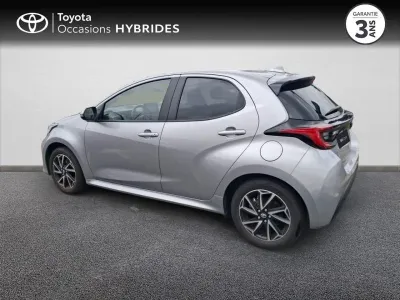 TOYOTA Yaris 116h Design 5p MY22 occasion 2023 - Photo 2