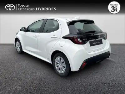 TOYOTA Yaris 116h Dynamic Business 5p + Programme Beyond Zero Academy MY22 occasion 2024 - Photo 2