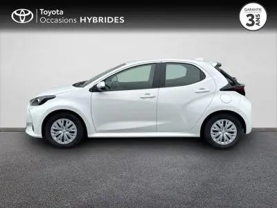 TOYOTA Yaris 116h Dynamic Business 5p + Programme Beyond Zero Academy MY22 occasion 2024 - Photo 3