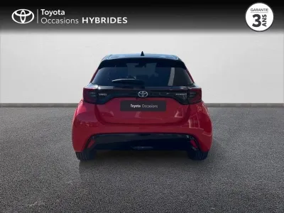 TOYOTA Yaris 116h Première 5p occasion 2021 - Photo 4