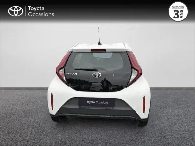 TOYOTA Aygo X 1.0 VVT-i 72ch Dynamic occasion 2022 - Photo 4