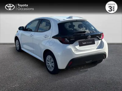 TOYOTA Yaris 70 VVT-i France Business 5p occasion 2021 - Photo 2