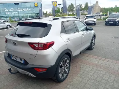 KIA Stonic 1.0 T-GDi 100ch ISG Design Euro6d-T occasion 2019 - Photo 3