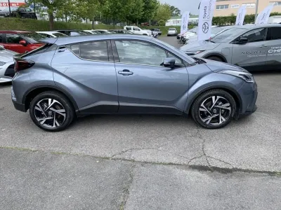TOYOTA C-HR 1.8 Hybride 122ch Design Ultimate E-CVT occasion 2023 - Photo 4