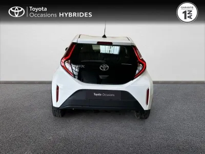 TOYOTA Aygo X 1.0 VVT-i 72ch Dynamic occasion 2023 - Photo 4