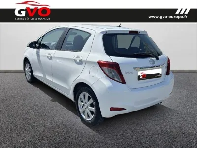 TOYOTA Yaris 69 VVT-i Tendance 5p occasion 2012 - Photo 2