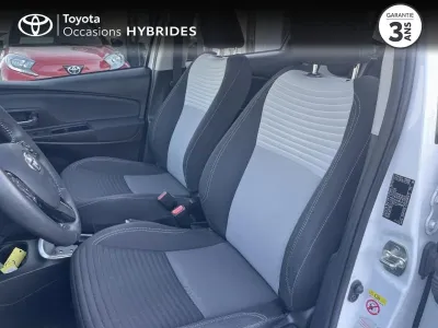 TOYOTA Yaris 100h Dynamic 5p RC18 occasion 2018 - Photo 3