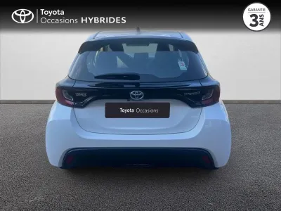 TOYOTA Yaris 116h Dynamic Business 5p + Programme Beyond Zero Academy MY21 occasion 2021 - Photo 4
