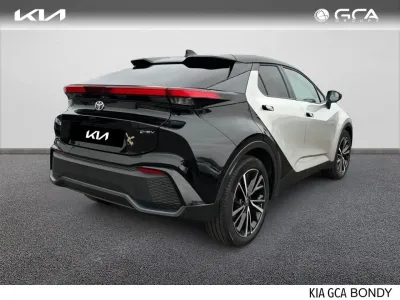 TOYOTA C-HR 184h Collection 2WD E-CVT MC19 occasion 2020 - Photo 2
