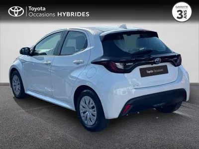 TOYOTA Yaris 116h France Business 5p occasion 2020 - Photo 2