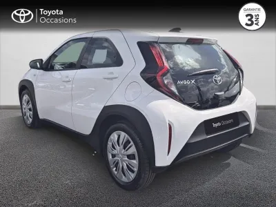 TOYOTA Aygo X 1.0 VVT-i 72ch Dynamic MY23 occasion 2024 - Photo 2