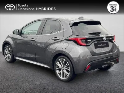 TOYOTA Yaris 116h Iconic 5p occasion 2020 - Photo 2