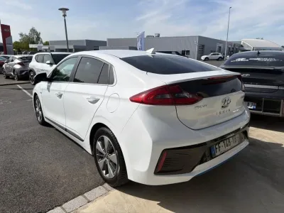 HYUNDAI Ioniq Plug-in 141ch Creative occasion 2019 - Photo 2