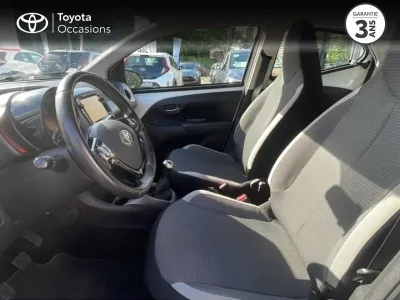 TOYOTA Aygo 1.0 VVT-i 72ch x-play 5p MY20 occasion 2021 - Photo 3