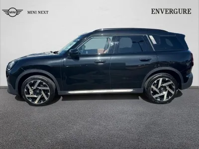 MINI Countryman C 170ch Favoured DKG7 occasion 2025 - Photo 3