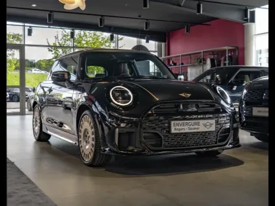 MINI Cooper 3 Portes JCW 231ch JCW DKG7 occasion 2026 - Photo 2