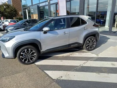 TOYOTA Yaris Cross 130h Design MY25 occasion 2026 - Photo 3
