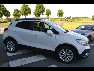 OPEL Mokka 1.4 Turbo 140ch Cosmo Pack Start&Stop 4x2 occasion 2016 - Photo 2