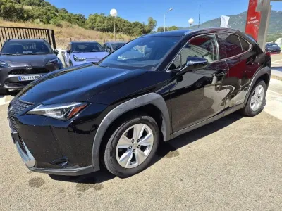 LEXUS UX 250h 2WD Pack Confort Business MY20 occasion 2021 - Photo 3