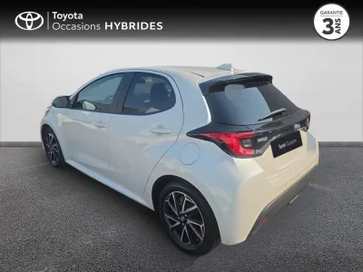 TOYOTA Yaris 116h Design 5p MY22 occasion 2023 - Photo 2