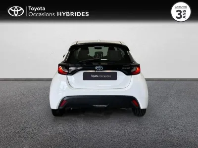 TOYOTA Yaris 116h Dynamic Business 5p + Programme Beyond Zero Academy MY22 occasion 2023 - Photo 4