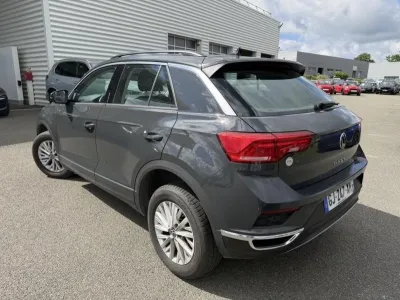 VOLKSWAGEN T-Roc 1.0 TSI 110ch Lounge occasion 2022 - Photo 2