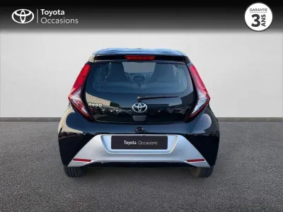 TOYOTA Aygo 1.0 VVT-i 72ch x-play 5p MY20 occasion 2021 - Photo 4