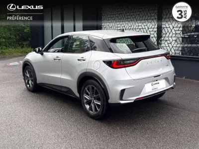 LEXUS LBX 1.5 136ch Elegant 2WD PACK TECH occasion 2025 - Photo 2