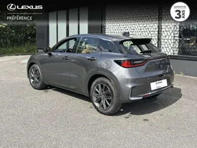 LEXUS LBX 1.5 136ch Elegant 2WD PACK TECH occasion 2025 - Photo 2
