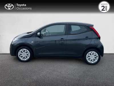 TOYOTA Aygo 1.0 VVT-i 69ch x-play 3p occasion 2019 - Photo 3