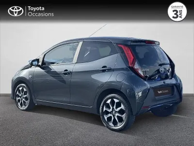 TOYOTA Aygo 1.0 VVT-i 72ch x-play 5p Pack Style Pack App occasion 2019 - Photo 2