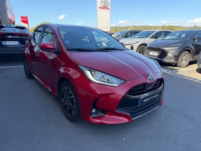 TOYOTA Yaris 116h Design 5p MY22 occasion 2023 - Photo 4