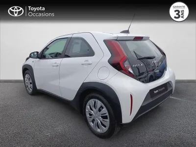 TOYOTA Aygo X 1.0 VVT-i 72ch Dynamic MY23 occasion 2024 - Photo 2