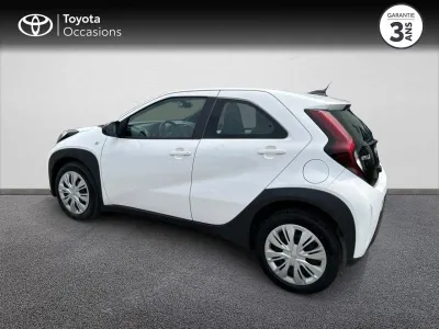 TOYOTA Aygo X 1.0 VVT-i 72ch Dynamic occasion 2024 - Photo 2