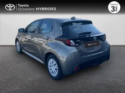 TOYOTA Yaris 116h Dynamic 5p MC24 occasion 2023 - Photo 2