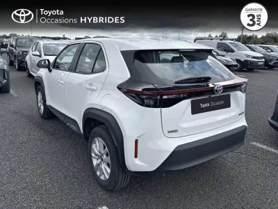TOYOTA Yaris Cross 116h Dynamic Business + Programme Beyond Zero Academy MY22 occasion 2024 - Photo 2