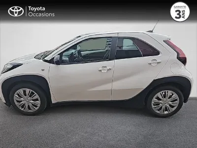 TOYOTA Aygo X 1.0 VVT-i 72ch Dynamic occasion 2022 - Photo 3