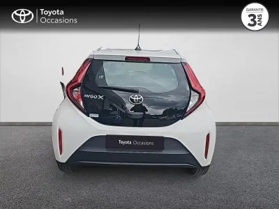 TOYOTA Aygo X 1.0 VVT-i 72ch Dynamic occasion 2022 - Photo 4