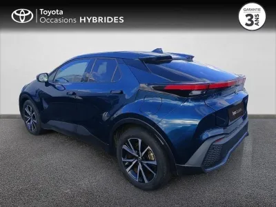 TOYOTA C-HR 1.8 Hybride 140ch Design Business NG23 occasion 2024 - Photo 2